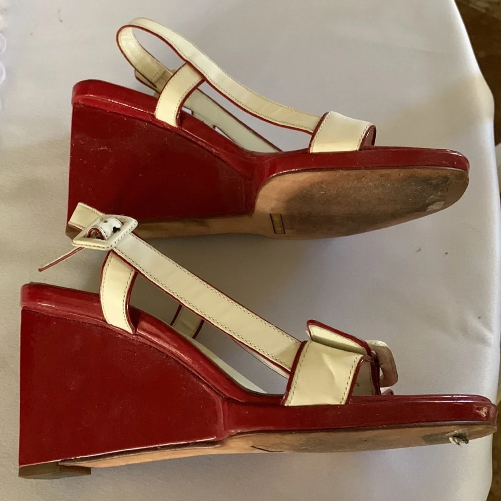 Cole Haan red and white sling back wedge shoe Sz 7